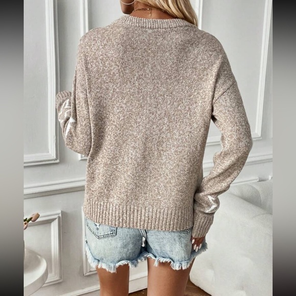 LUNE Star Pattern Drop Shoulder Sweater - Picture 3 of 6